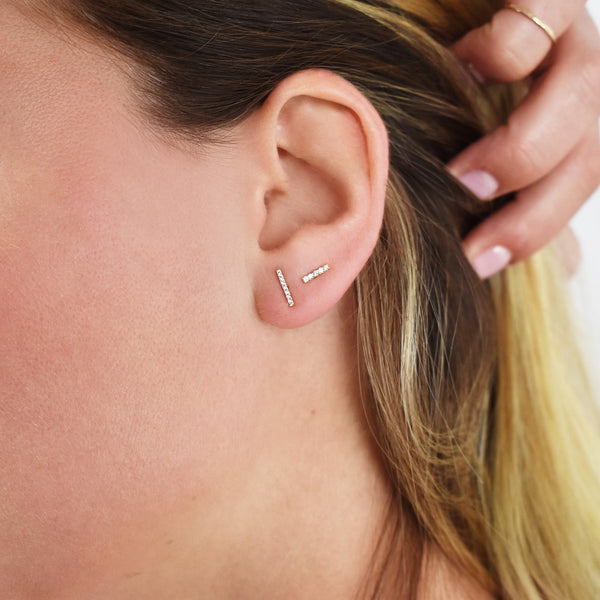 10k Solid Gold Thin CZ Bar Studs -  - Earrings - Ofina