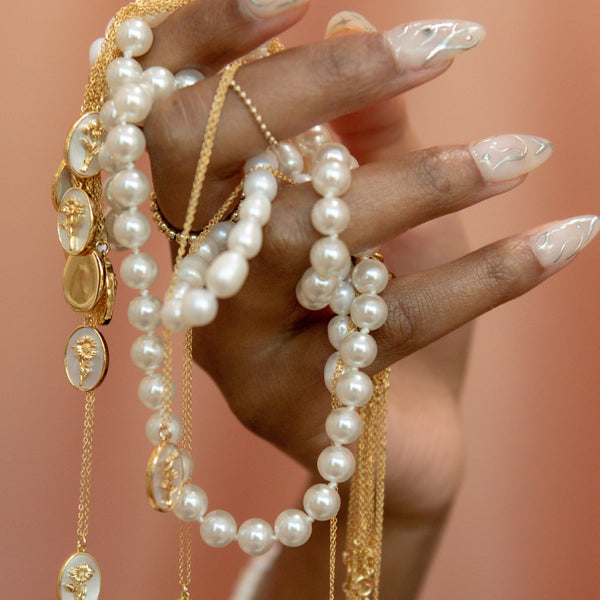 Freshwater Pearl Necklace - - Necklaces - Ofina