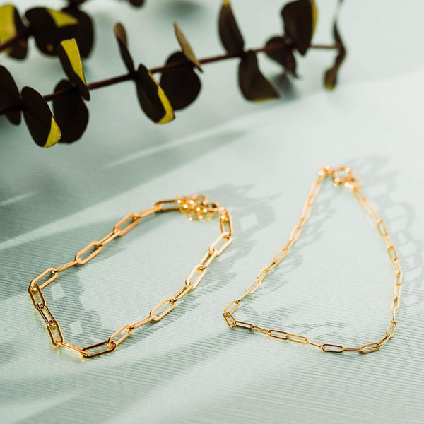 Thin Oval Link Bracelet - - Bracelets - Ofina