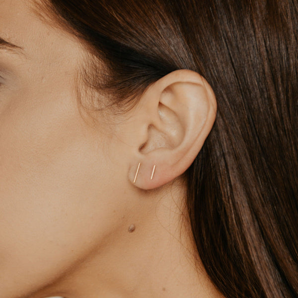 Thin Bar Studs - - Earrings - Ofina