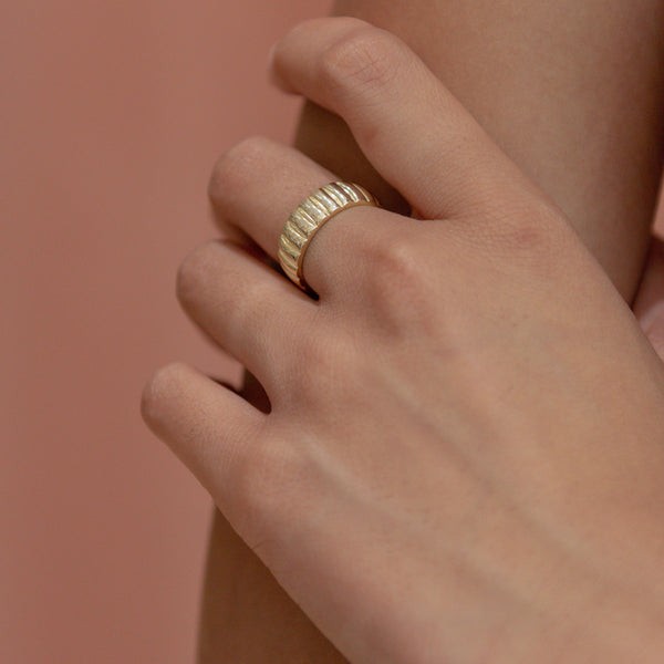 Thick Ribbed Ring - - Rings - Ofina