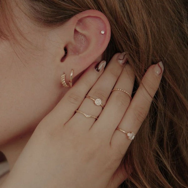 10k Solid Gold Swirl Ring - - Rings - Ofina
