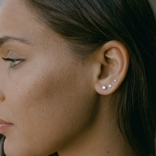 14k Solid Gold Round CZ Studs - - Earrings - Ofina