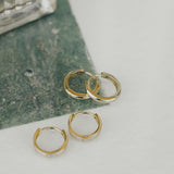Classic Ear Huggie - - Earrings - Ofina
