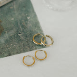 Classic Ear Huggie - - Earrings - Ofina