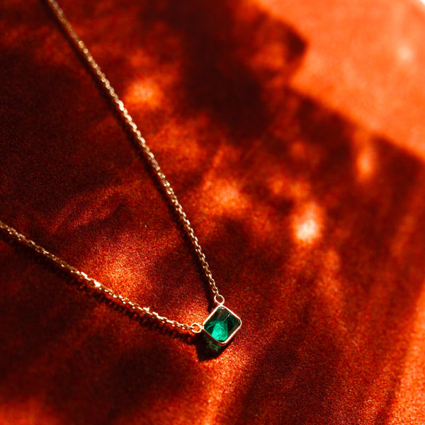 14k Solid Gold Rectangular Emerald Necklace - - Necklaces - Ofina