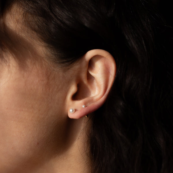 10k Solid Gold Pearl Studs - - Earrings - Ofina