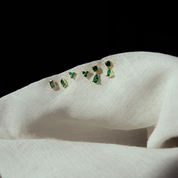 Tri-CZ Prong Studs - - Earrings - Ofina