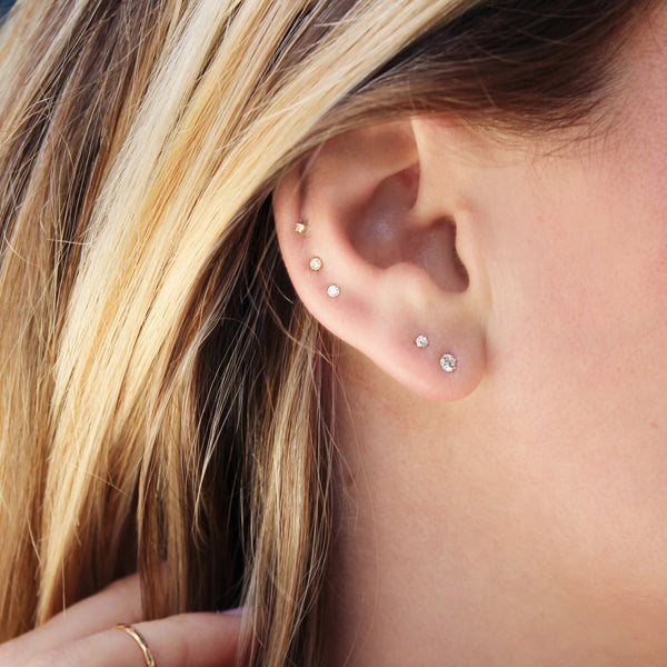 10k Solid Gold CZ Scalloped Studs - - Earrings - Ofina
