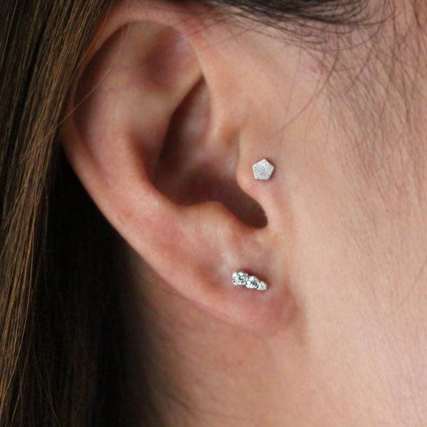 Solid Gold Brushed Pentagon Tragus Earring - - Earrings - Ofina