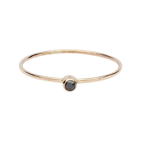Diamond Solitaire Ring - Yellow Gold / Black / 4 - Rings - Ofina